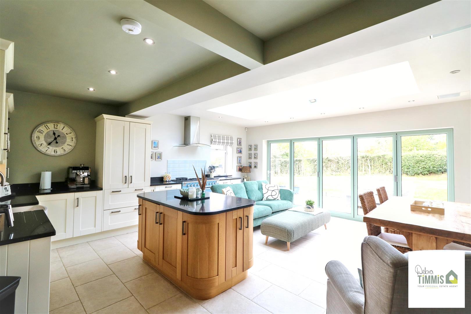 4 bed property in Old Lane, Stoke-On-Trent